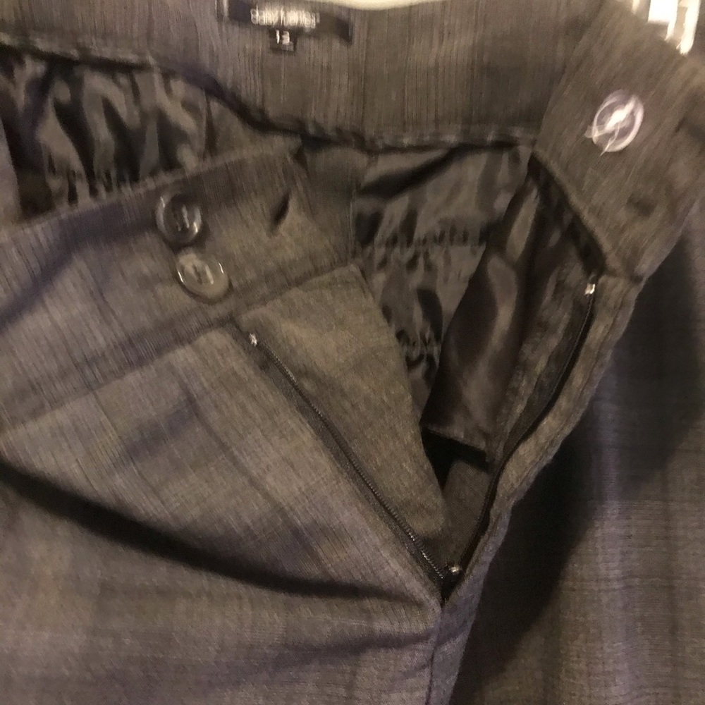 Daisy Fuentes patterned slacks - Picture 9 of 11